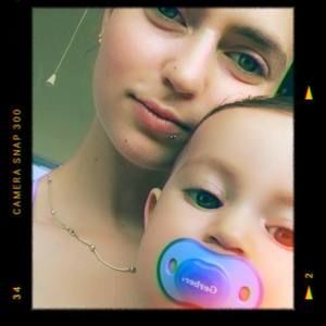 Meet your Posher, Olivia